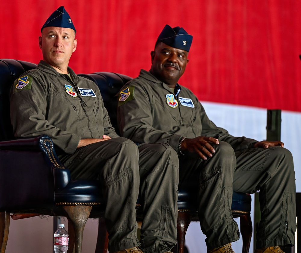 America’s Wing Welcomes New Commander at 552nd Air Control Wing Change of Command