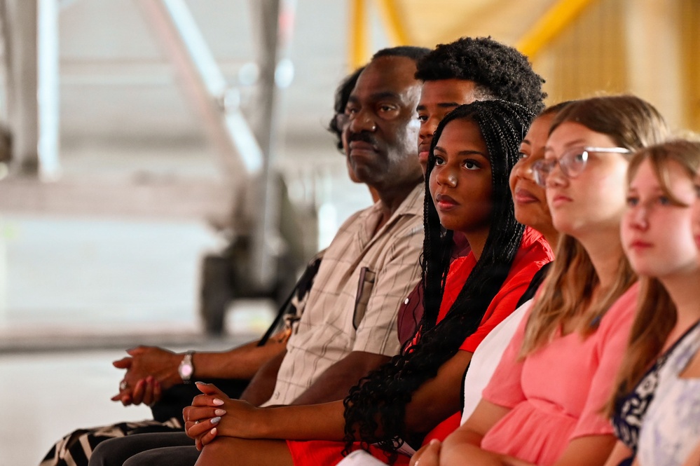 America’s Wing Welcomes New Commander at 552nd Air Control Wing Change of Command