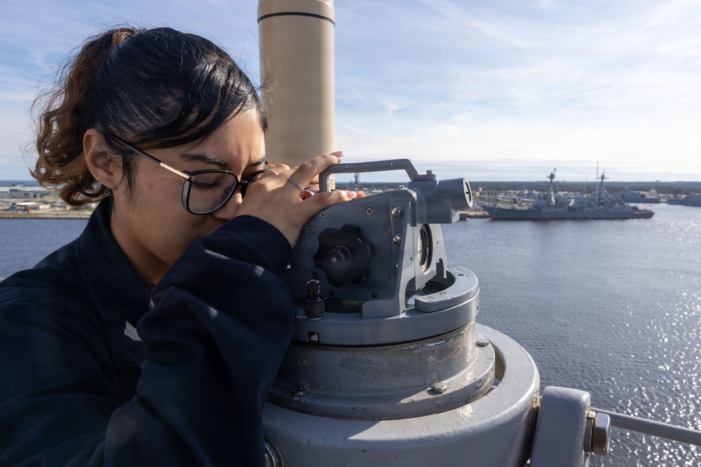 USS Iwo Jima Sailors Departs Naval Station Mayport,