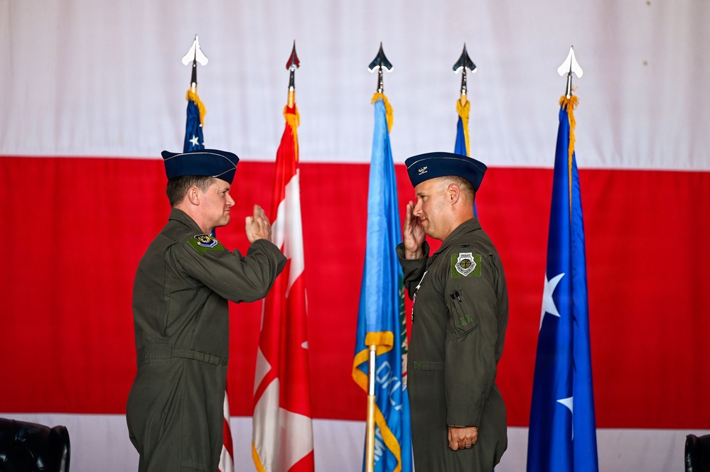 America’s Wing Welcomes New Commander at 552nd Air Control Wing Change of Command