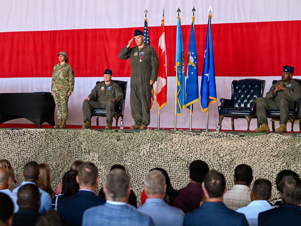 America’s Wing Welcomes New Commander at 552nd Air Control Wing Change of Command