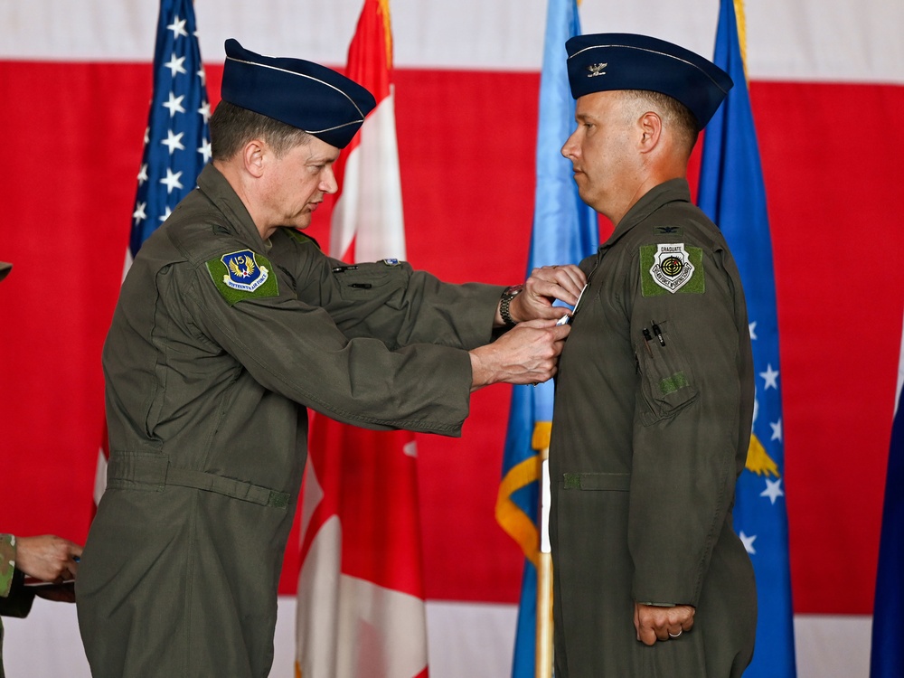 America’s Wing Welcomes New Commander at 552nd Air Control Wing Change of Command