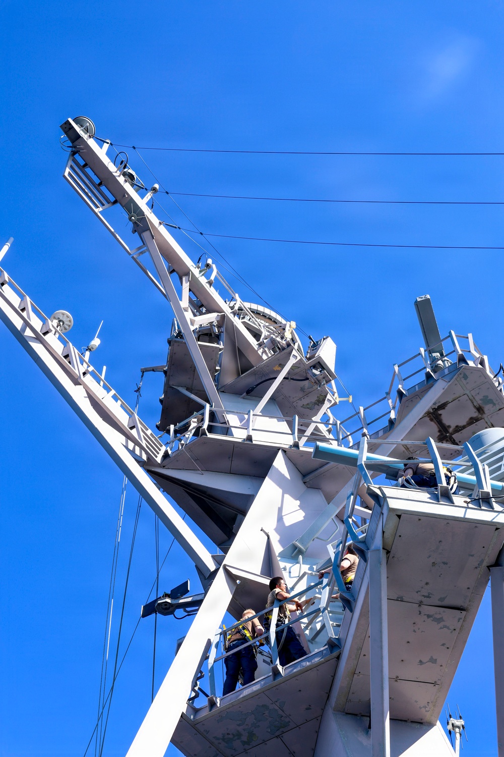 USS Mahan (DDG 72) Routine Operations