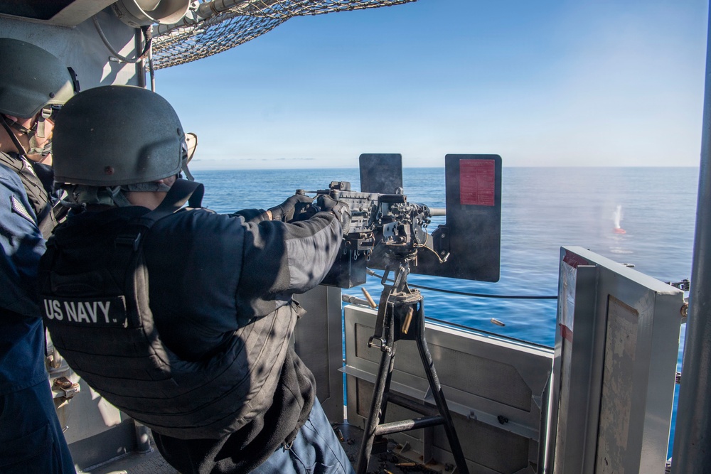 Makin Island Live-Fire Gunshoot Underway