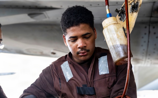 VFA-31 Routine Maintenance