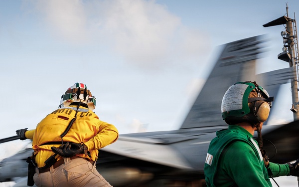 USS Gerald R. Ford (CVN 78) Flight Deck Operations