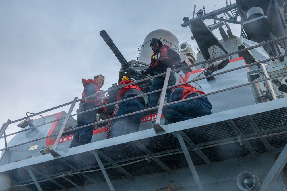 Sailors load ammunition aboard USS Bulkeley (DDG 84)