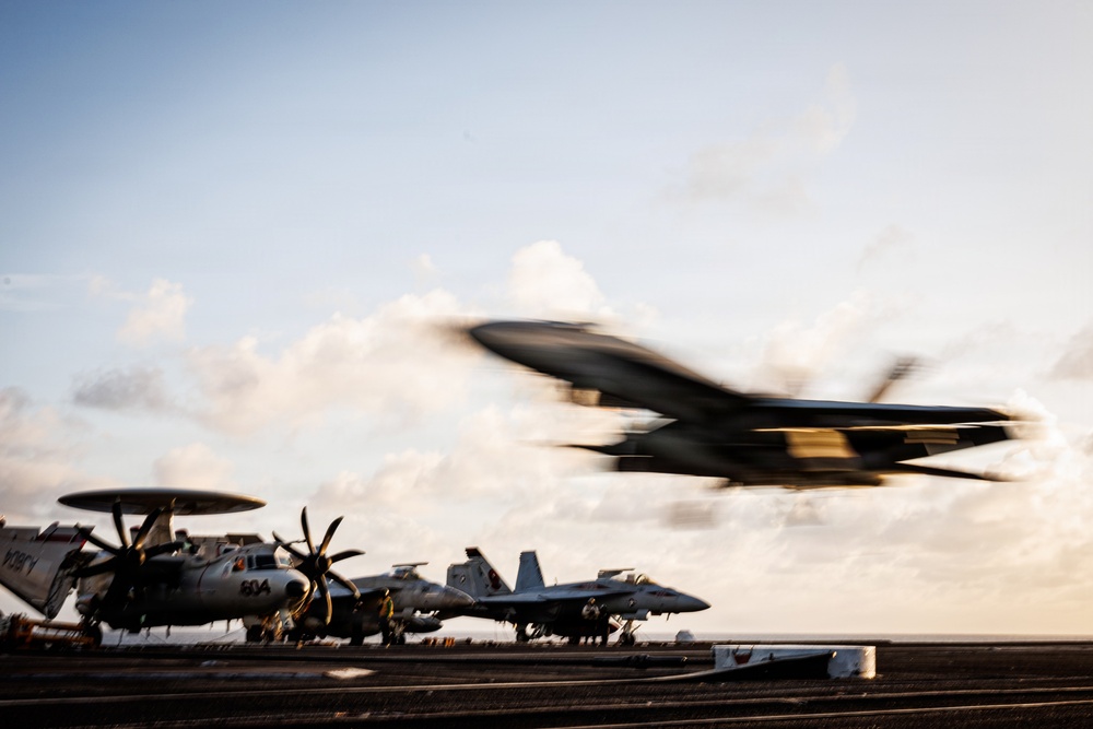 CVW-8 Flight Deck Operations