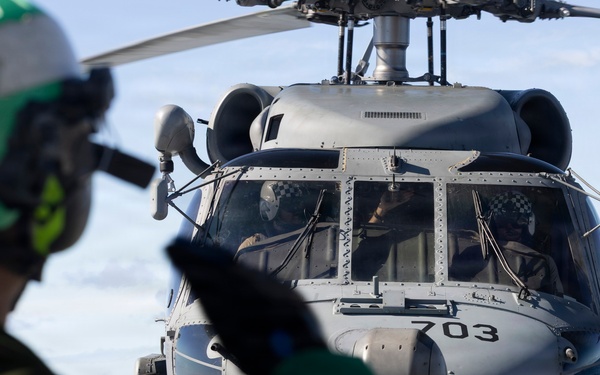 USS Delbert D. Black (DDG 119) Conducts Flight Quarters
