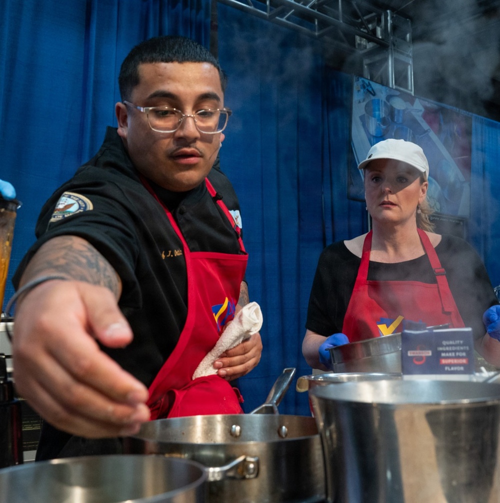 Navy culinary specialists demonstrate cooking skills at Pennsylvania farm show