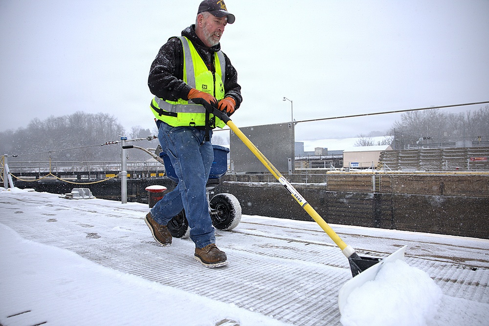 Dedicated Workforce Keeps Pittsburgh District’s Locks, Dams, and Reservoirs Running 24/7, 365 Days a Year