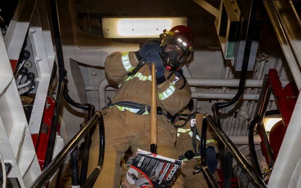 USS DELBERT D. BLACK (DDG 119) Conducts Damage Control Training Drill