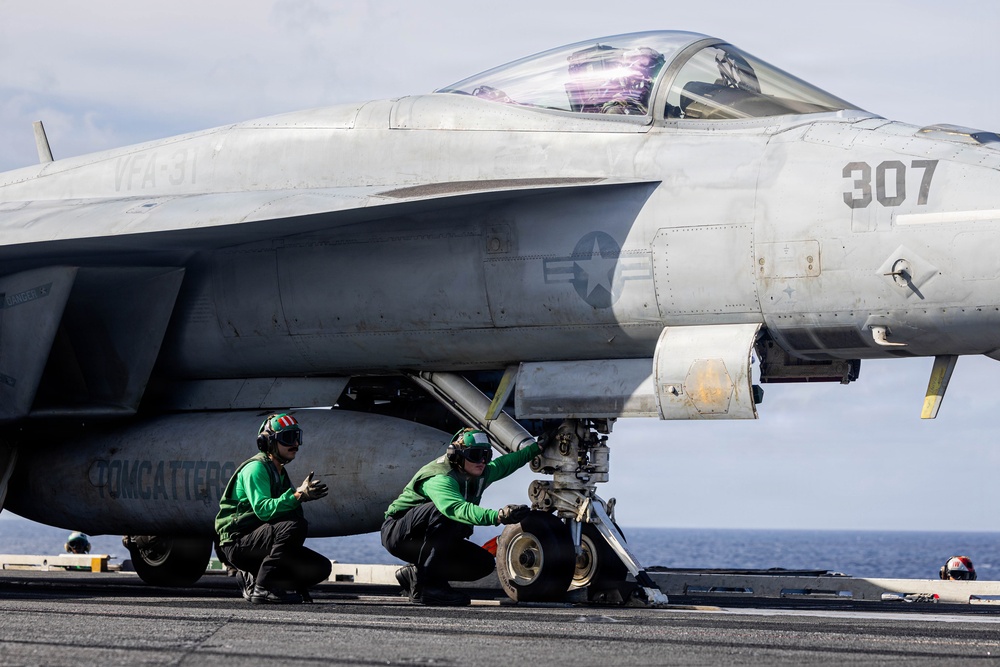 USS Gerald R. Ford (CVN 78) Flight Deck Operations