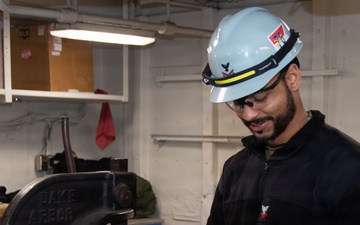 Ronald Reagan Sailors and Contractors Perform Maintenance