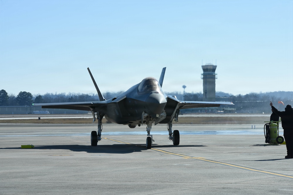 First Finnish Air Force Lightning II Arrives at Ebbing ANGB
