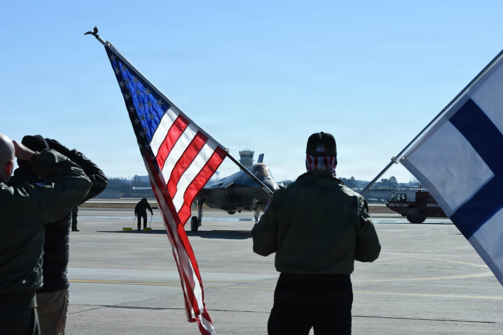 First Finnish Air Force Lightning II Arrives at Ebbing ANGB