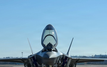 First Finnish Air Force Lightning II Arrives at Ebbing ANGB