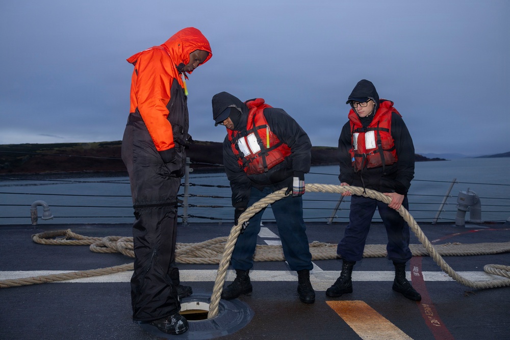 USS Bulkeley (DDG 84) departs Largs, Scottland