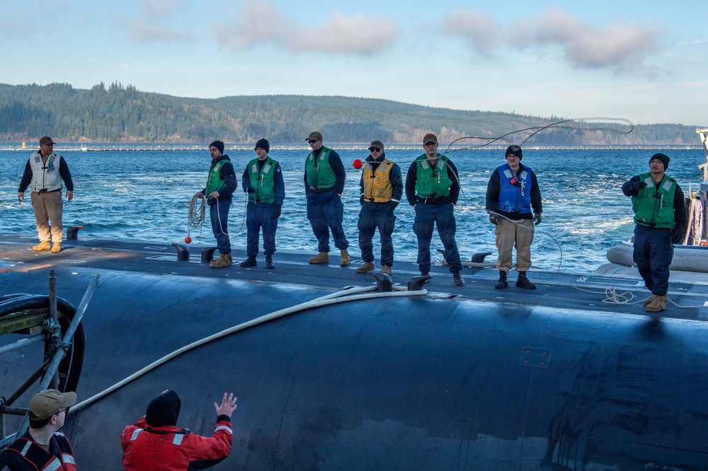 USS Pennsylvania (SSBN 735) Arrives at Naval Base Kitsap-Bangor