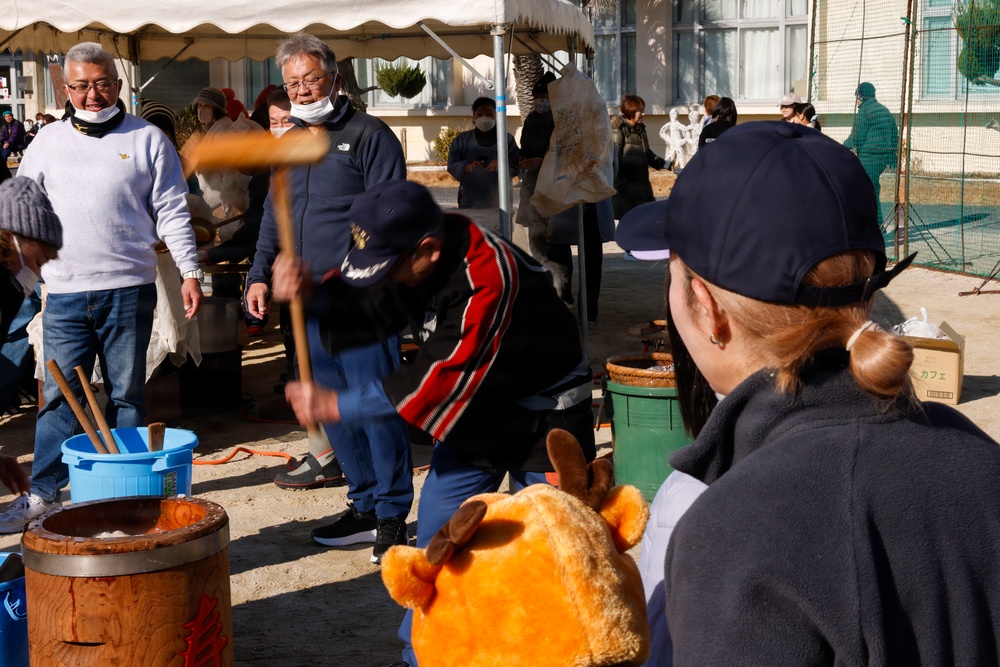 Kawashimo Tondo Bonfire Festiva