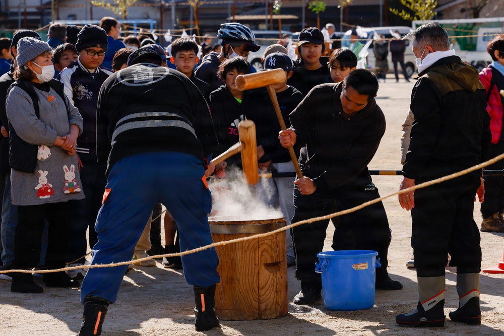 Kawashimo Tondo Bonfire Festival