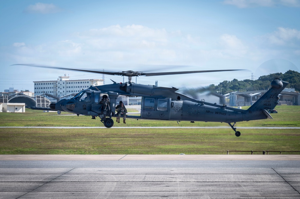 5th Air Force Senior Enlisted Leader reinforces readiness with Team Kadena