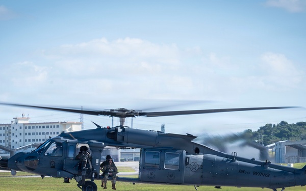 5th Air Force Senior Enlisted Leader reinforces readiness with Team Kadena