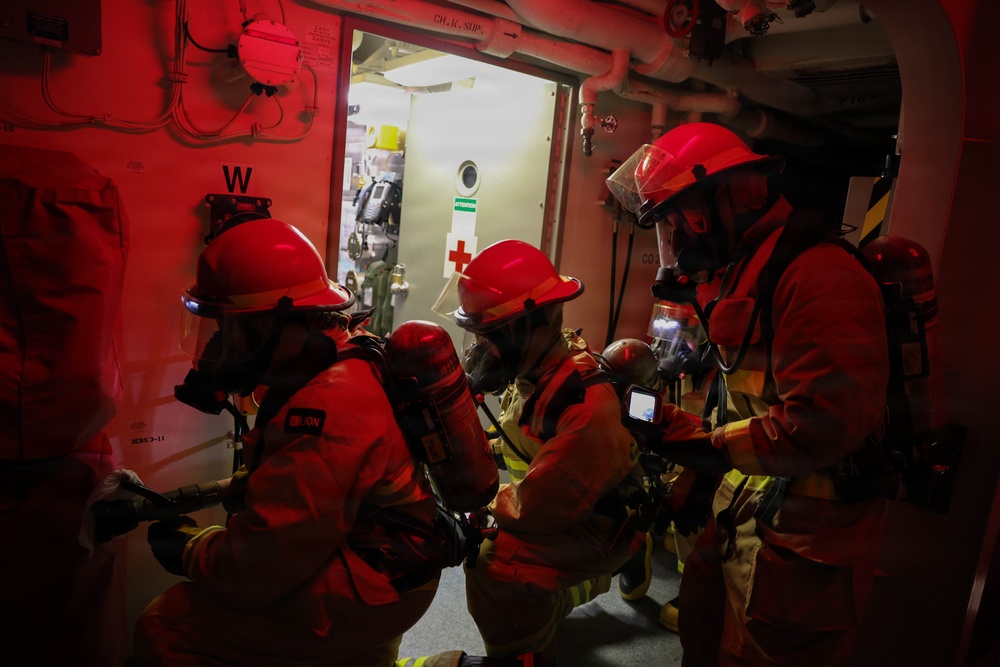 USS Thomas Hudner (DDG 116) Fire Drill