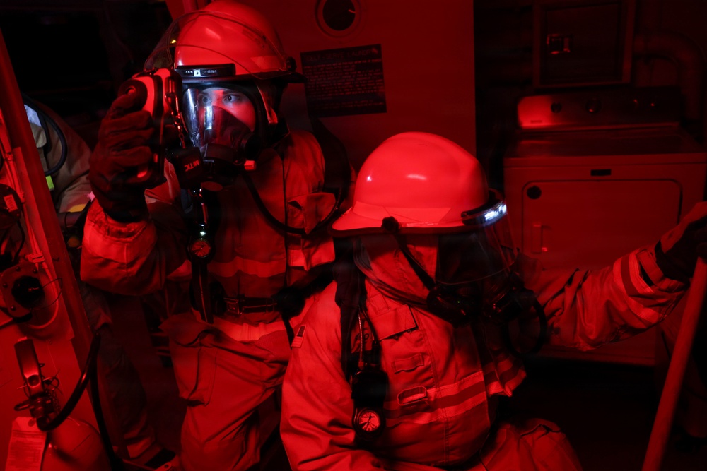 USS Thomas Hudner (DDG 116) Fire Drill