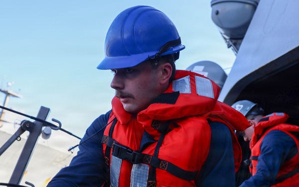 USS Thomas Hudner (DDG 116) Replenishment-at-sea