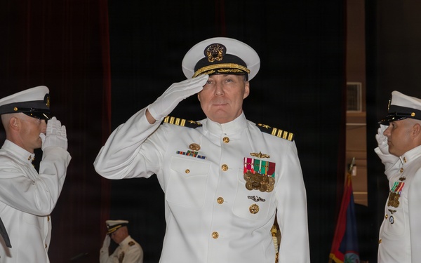 USS Frank Cable Hosts a Change of Command