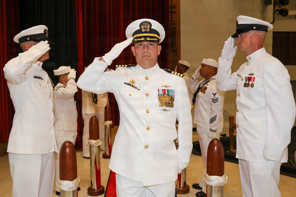 USS Frank Cable Holds a Change of Command