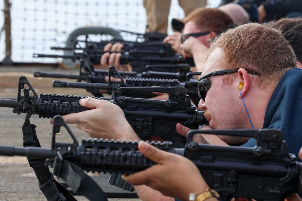 USS Thomas Hudner (DDG 116) Gunnery Exercise