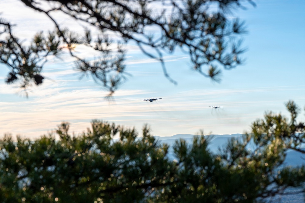 Dobbins C-130Hs Conduct Training at Yonah Mt.