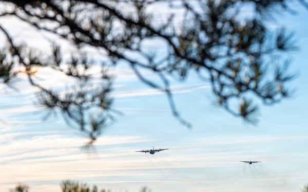 Dobbins C-130Hs Conduct Training at Yonah Mt.