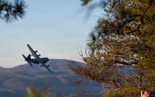 Dobbins C-130Hs Conduct Training at Yonah Mt.