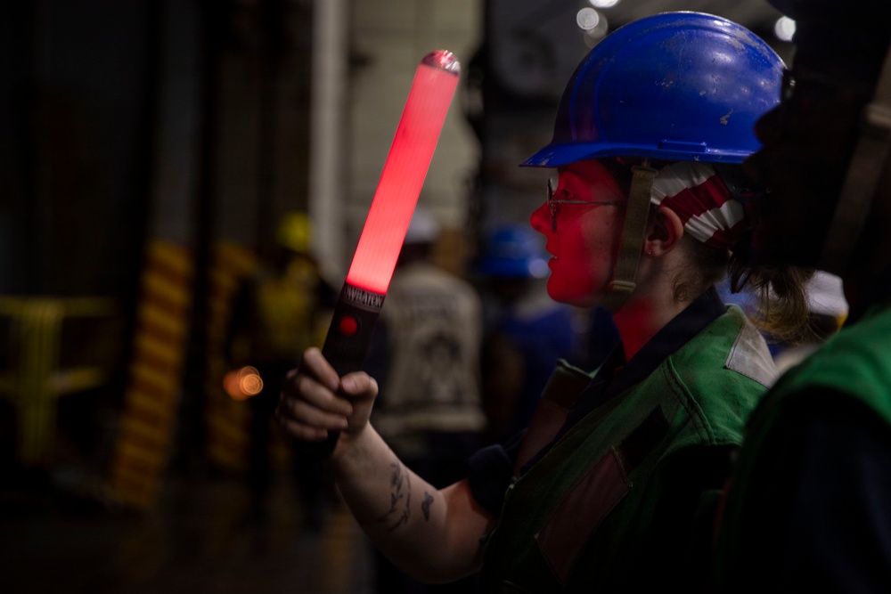 Abraham Lincoln conducts replenishment-at-sea with Yukon