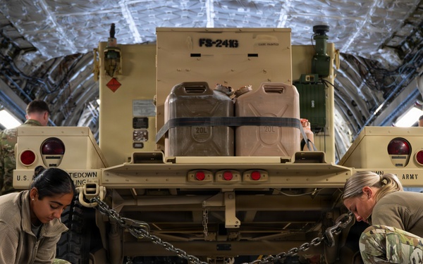16th EAS conducts cargo mission within CENTCOM AOR