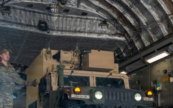 16th EAS conducts cargo mission within CENTCOM AOR
