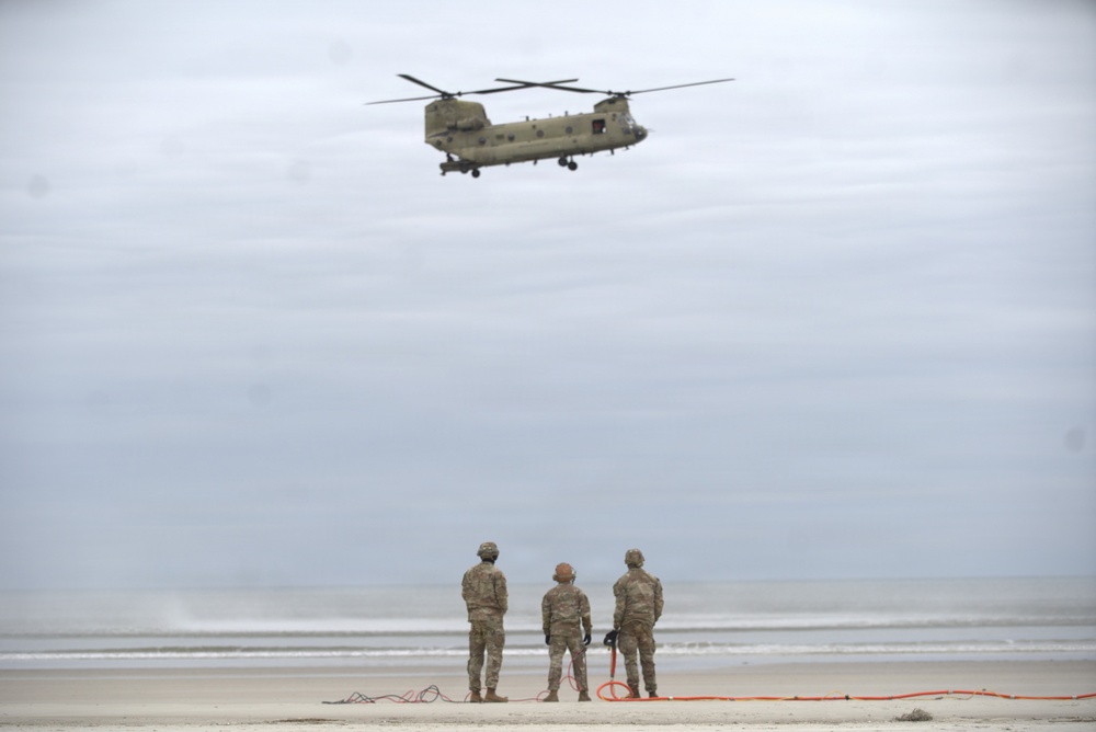 3rd Infantry Division conducts air movement buoy operation with Coast Guard