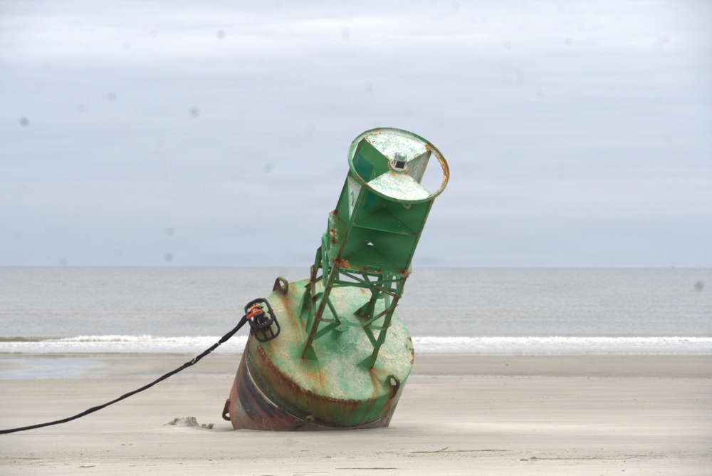 3rd Infantry Division conducts air movement buoy operation with Coast Guard
