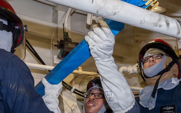 USS Delbert D. Black (DDG 119) Conducts Flooding Drill