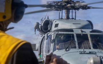 USS Delbert D. Black (DDG 119) Conducts Flight Quarters