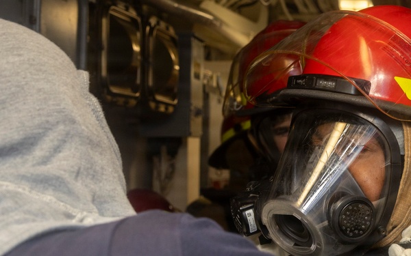 USS Delbert D. Black (DDG 119) Conducts Damage Control Training Drill