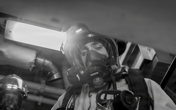 USS Delbert D. Black (DDG 119) Conducts Damage Control Training Drill