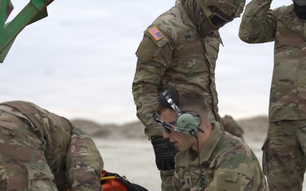 3rd Infantry Division conducts air movement buoy operation with Coast Guard