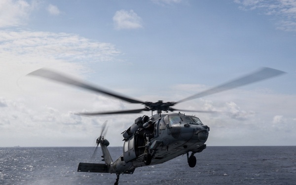 Frank E. Petersen Jr. conducts EOD training