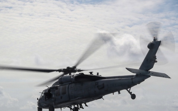 Frank E. Petersen Jr. conducts EOD training