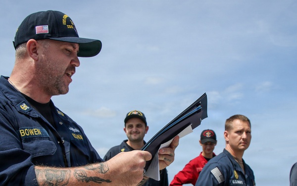 Frank E. Petersen Jr. conducts ESWS pinning ceremony