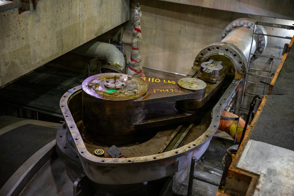 Fort Peck refurbishes two butterfly valves